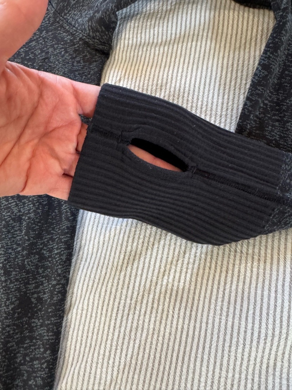LULULEMON EUC REST LESS PULLOVER - Picture 5 of 11